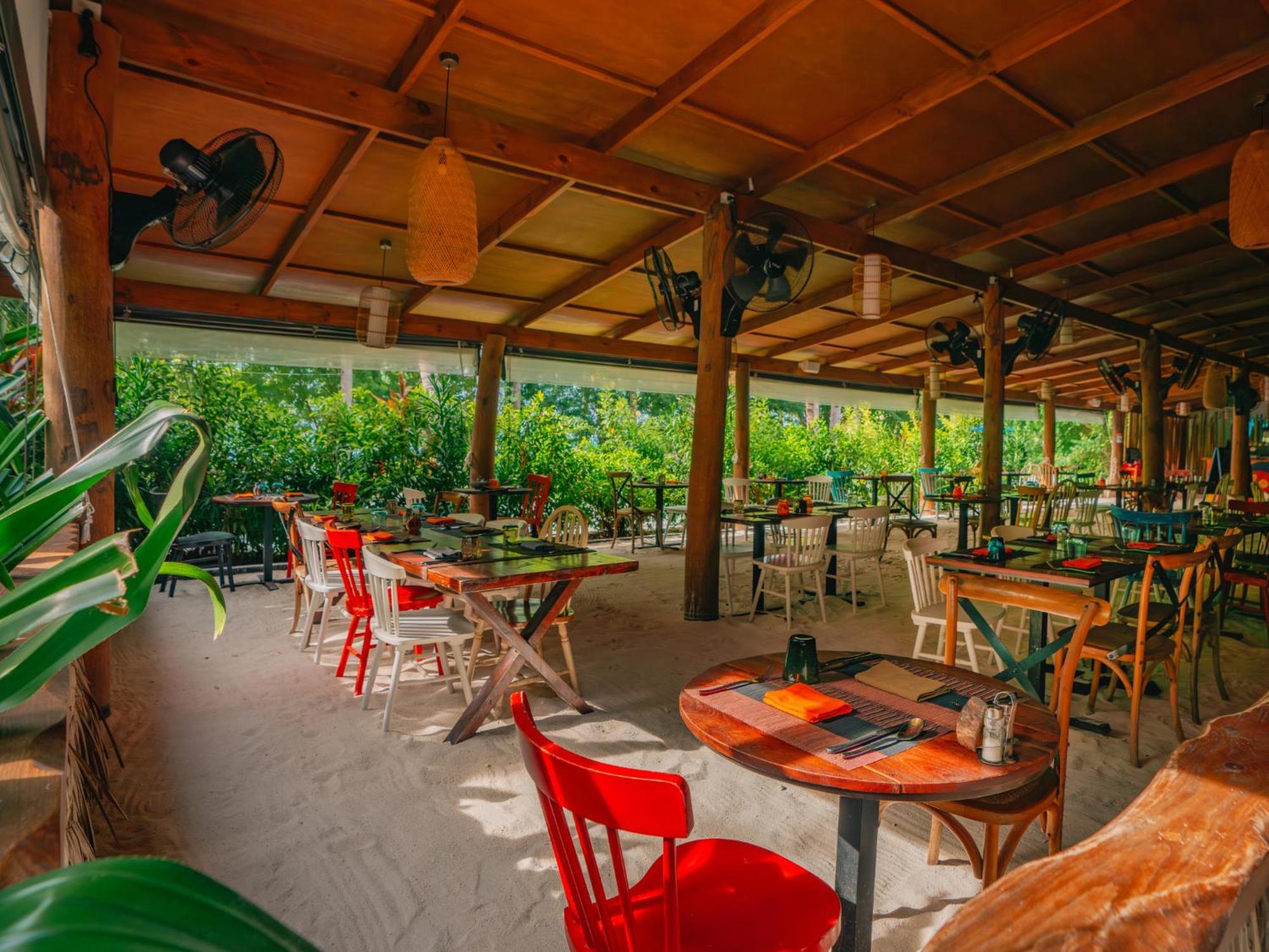 Oaga Art Maldives