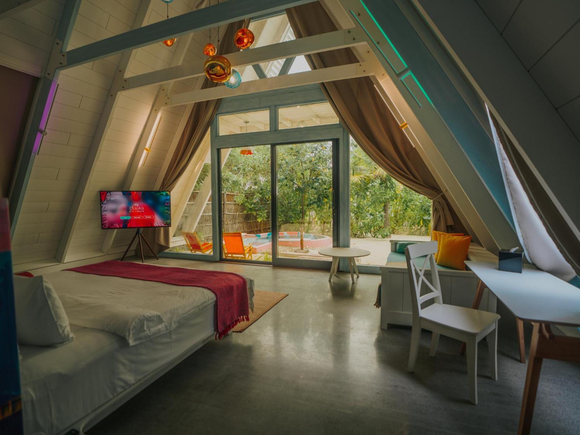 Oaga Art Maldives