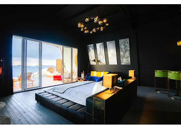 Oaga Art Resort Maldives