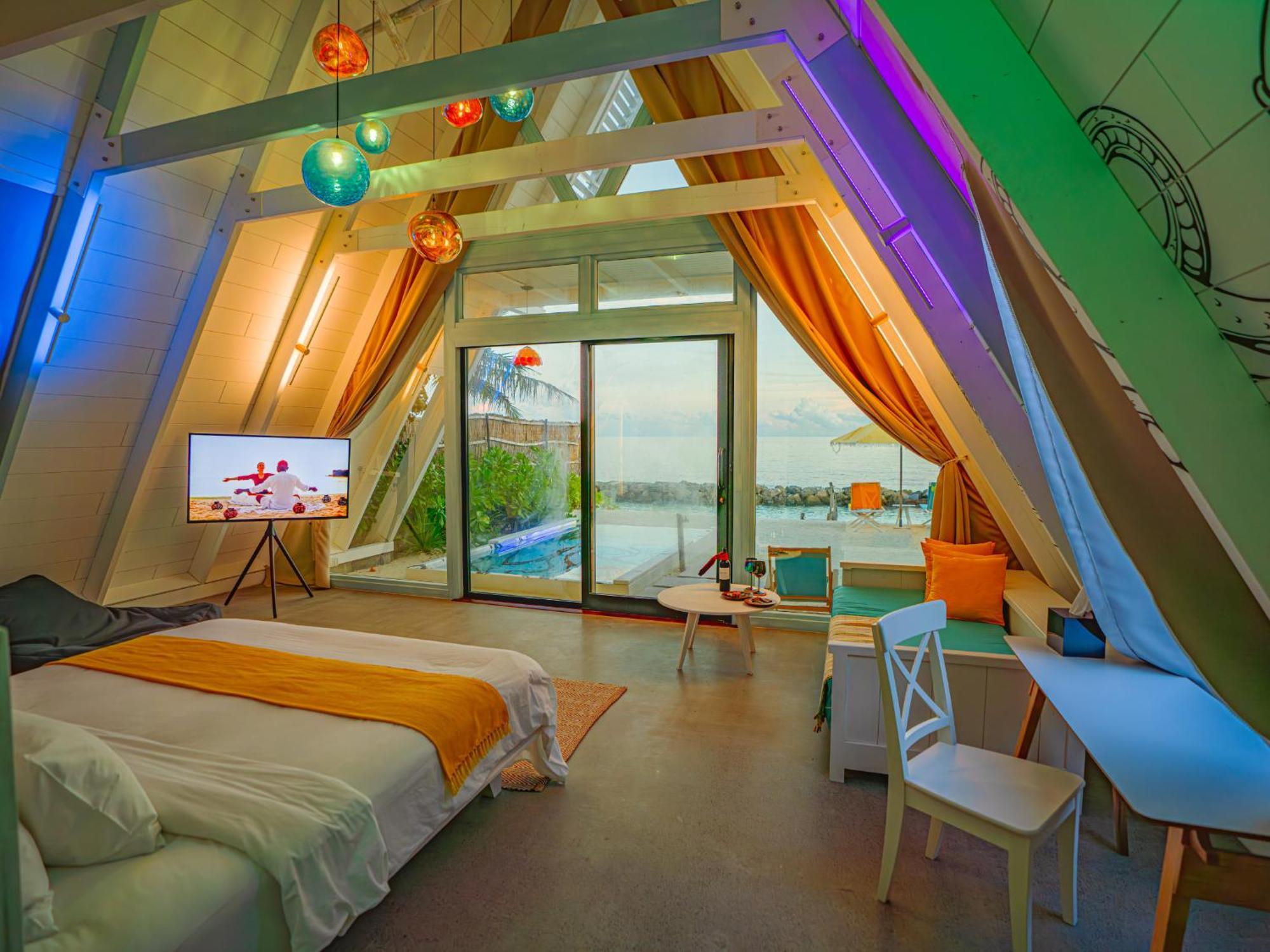 Oaga Art Maldives