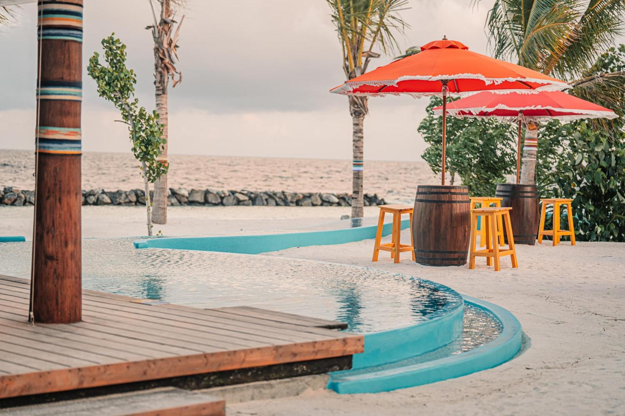 Oaga Art Maldives Complex 5*